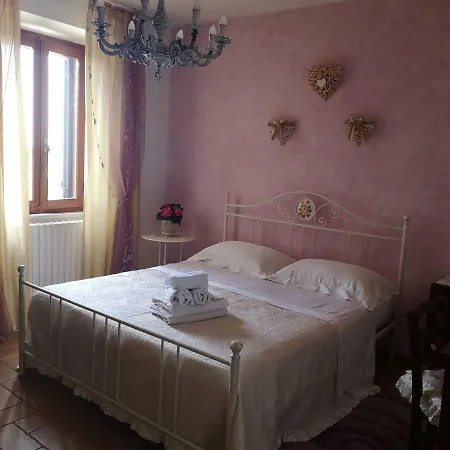 La Casa Del Duca * Montalto delle Marche